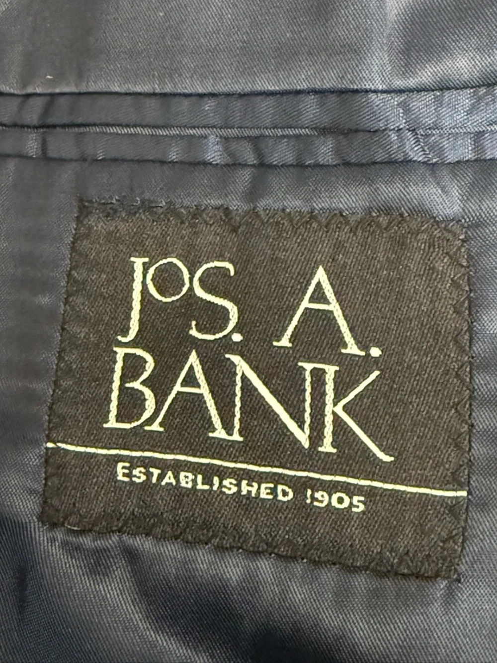 Jos A Bank Black Pinstripe Wool Blazer 42R Classic Business Suit Jacket